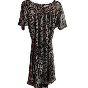 Black with white geo pattern flowy dress with slip and belt. S LOFT